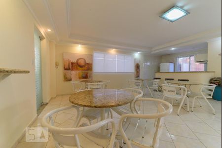 Apartamento à venda com 85m², 3 quartos e 2 vagas Apartamento à venda com 85m², 3 quartos e 2 vagasÁrea comum - Salão de festas