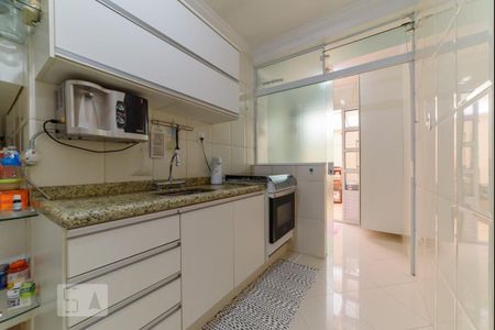 Apartamento à venda com 85m², 3 quartos e 2 vagas Apartamento à venda com 85m², 3 quartos e 2 vagasCozinha