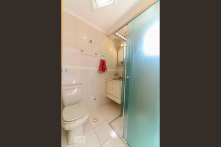 Apartamento à venda com 85m², 3 quartos e 2 vagas Apartamento à venda com 85m², 3 quartos e 2 vagasBanheiro da Suíte