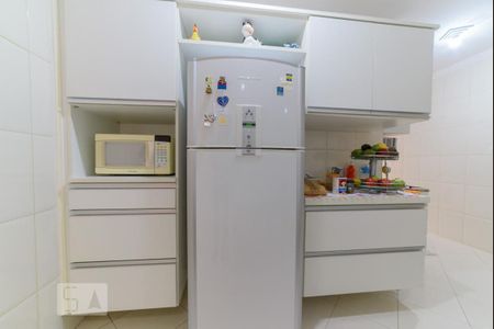 Apartamento à venda com 85m², 3 quartos e 2 vagas Apartamento à venda com 85m², 3 quartos e 2 vagasCozinha - Armários
