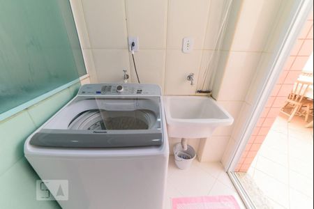 Apartamento à venda com 85m², 3 quartos e 2 vagas Apartamento à venda com 85m², 3 quartos e 2 vagasÁrea de Serviço