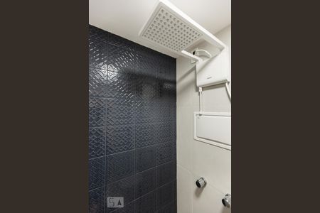Banheiro de apartamento para alugar com 1 quarto, 45m² em Consolação, São Paulo