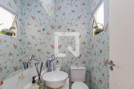 Lavabo de casa de condomínio à venda com 3 quartos, 167m² em Vila Nair, São Paulo