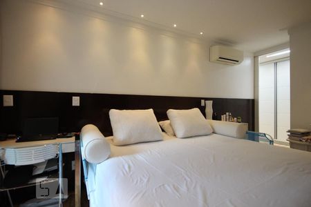 Apartamento à venda com 257m², 3 quartos e 4 vagasSuíte  3   