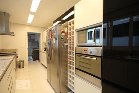 Apartamento à venda com 257m², 3 quartos e 4 vagasCozinha