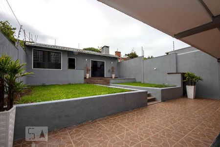 Casa à venda com 200m², 3 quartos e 4 vagas Casa à venda com 200m², 3 quartos e 4 vagasPátio
