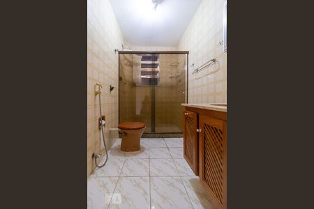 Apartamento à venda com 107m², 3 quartos e 2 vagasBanheiro