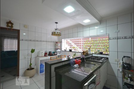 Casa à venda com 200m², 3 quartos e 2 vagas Casa à venda com 200m², 3 quartos e 2 vagasCozinha