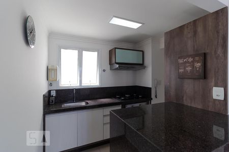 Apartamento para alugar com 70m², 2 quartos e 2 vagasCozinha