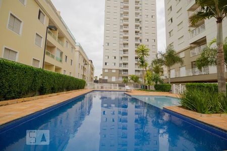 Apartamento para alugar com 70m², 2 quartos e 2 vagasÁrea comum - Piscina