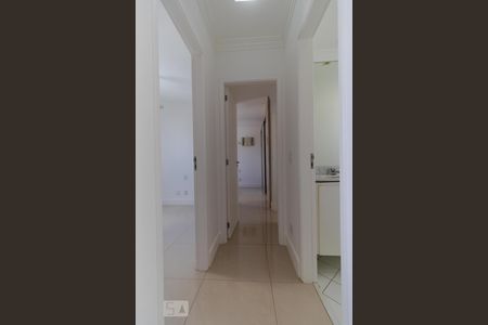 Apartamento para alugar com 70m², 2 quartos e 2 vagasCorredor