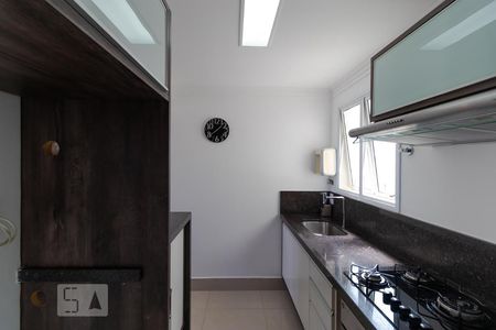 Apartamento para alugar com 70m², 2 quartos e 2 vagasCozinha