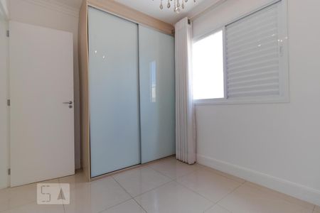 Apartamento para alugar com 70m², 2 quartos e 2 vagasQuarto