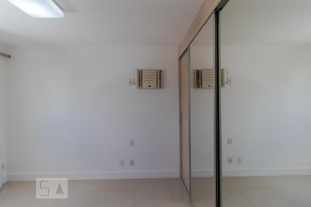 Apartamento para alugar com 70m², 2 quartos e 2 vagasSuíte