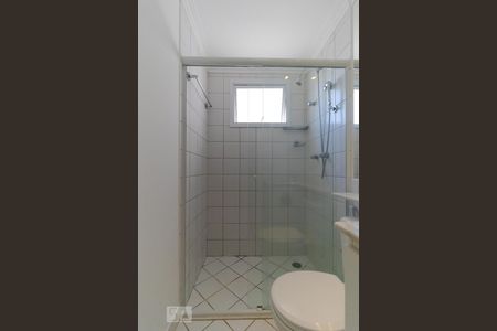 Apartamento para alugar com 70m², 2 quartos e 2 vagasBanheiro da Suíte