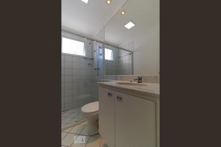 Apartamento para alugar com 70m², 2 quartos e 2 vagasBanheiro da Suíte