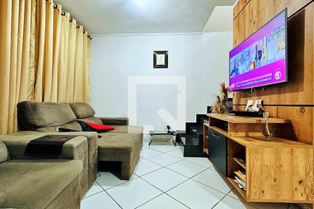 Casa à venda com 230m², 2 quartos e 5 vagas Casa à venda com 230m², 2 quartos e 5 vagasSala