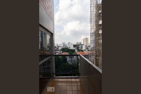 Varanda de apartamento para alugar com 3 quartos, 145m² em Sumaré, São Paulo