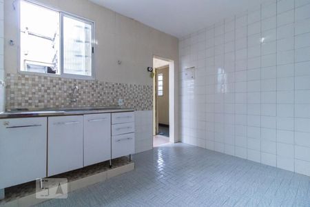 Apartamento à venda com 66m², 2 quartos e 1 vaga Apartamento à venda com 66m², 2 quartos e 1 vagaCozinha