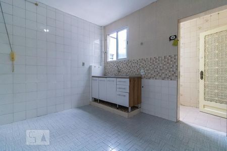 Apartamento à venda com 66m², 2 quartos e 1 vaga Apartamento à venda com 66m², 2 quartos e 1 vagaCozinha