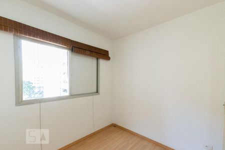 Quarto de apartamento à venda com 1 quarto, 35m² em Moema, São Paulo