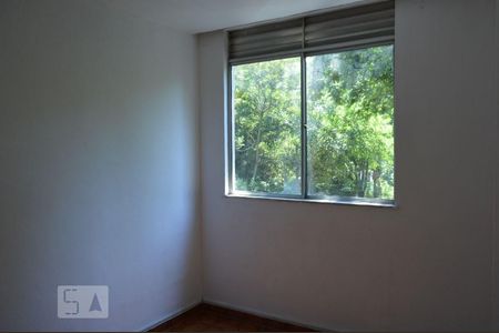 Quarto 1 de apartamento à venda com 3 quartos, 59m² em Santa Rosa, Niterói