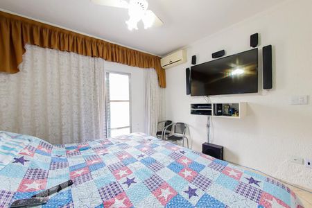 Casa à venda com 160m², 3 quartos e 2 vagasSuite