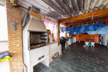 Casa à venda com 160m², 3 quartos e 2 vagasArea de Serviço