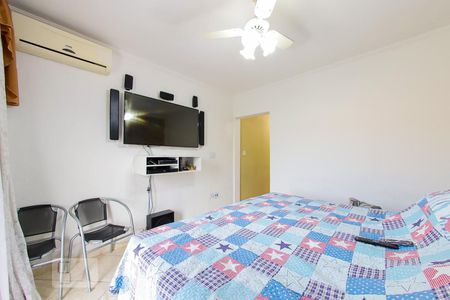 Casa à venda com 160m², 3 quartos e 2 vagasSuite