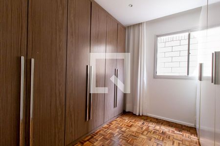Quarto 1 de apartamento para alugar com 2 quartos, 67m² em Água Verde, Curitiba