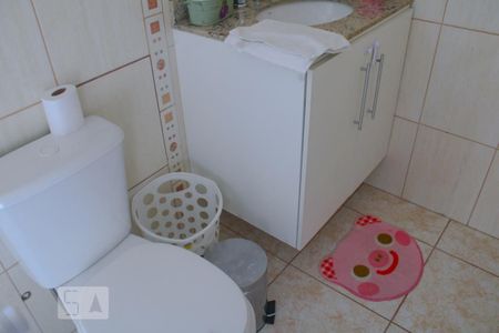 Casa à venda com 144m², 3 quartos e 4 vagasBanheiro