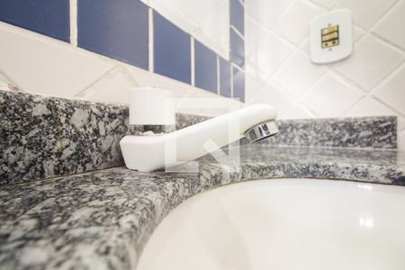 Casa à venda com 140m², 3 quartos e 2 vagasBanheiro Social