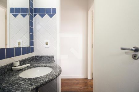 Casa à venda com 140m², 3 quartos e 2 vagasBanheiro Social