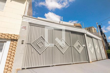 Casa à venda com 140m², 3 quartos e 2 vagasFachada