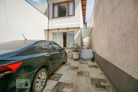 Casa à venda com 238m², 4 quartos e 2 vagas Casa à venda com 238m², 4 quartos e 2 vagasGaragem