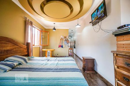 Casa à venda com 238m², 4 quartos e 2 vagas Casa à venda com 238m², 4 quartos e 2 vagasquarto 4