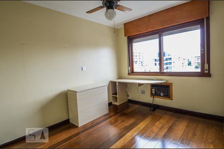 Quarto de apartamento para alugar com 2 quartos, 117m² em Menino Deus, Porto Alegre