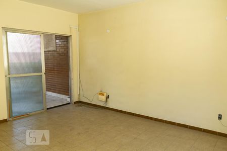 Casa à venda com 450m², 5 quartos e 4 vagas Casa à venda com 450m², 5 quartos e 4 vagasporta para área externa do quarto andar