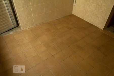 Casa à venda com 450m², 5 quartos e 4 vagas Casa à venda com 450m², 5 quartos e 4 vagassala ao lado da garagem