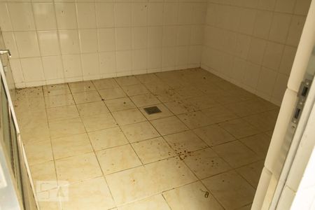 Casa à venda com 450m², 5 quartos e 4 vagas Casa à venda com 450m², 5 quartos e 4 vagasquarto dos fundos