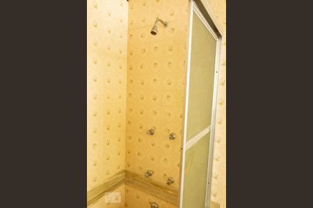 Casa à venda com 450m², 5 quartos e 4 vagas Casa à venda com 450m², 5 quartos e 4 vagasbanheiro social