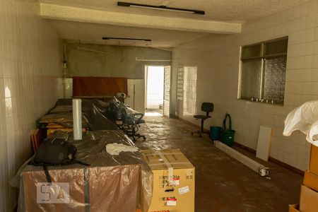 Casa à venda com 450m², 5 quartos e 4 vagas Casa à venda com 450m², 5 quartos e 4 vagasgaragem no térreo