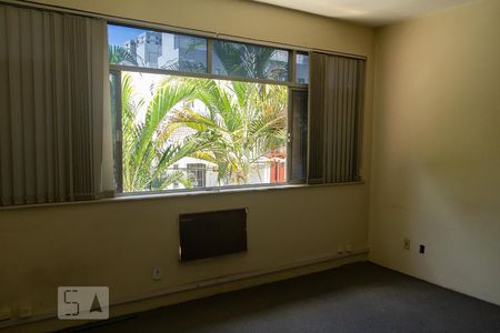 Casa à venda com 450m², 5 quartos e 4 vagas Casa à venda com 450m², 5 quartos e 4 vagasquarto 2