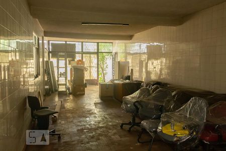 Casa à venda com 450m², 5 quartos e 4 vagas Casa à venda com 450m², 5 quartos e 4 vagasgaragem no térreo