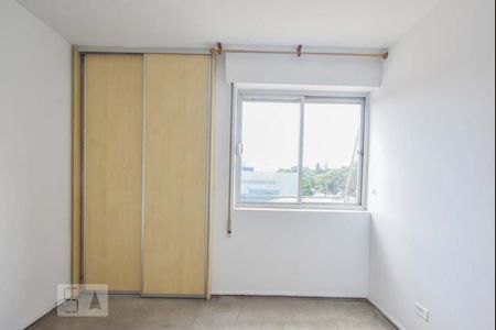 Apartamento à venda com 85m², 2 quartos e 1 vagaQuarto 02