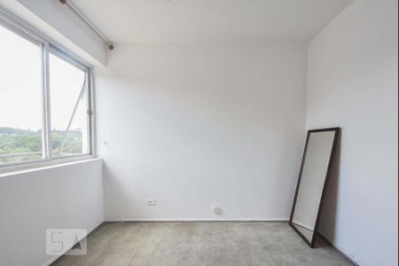 Apartamento à venda com 85m², 2 quartos e 1 vagaQuarto 02