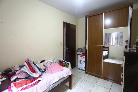 Casa à venda com 120m², 3 quartos e 2 vagasQuarto 2