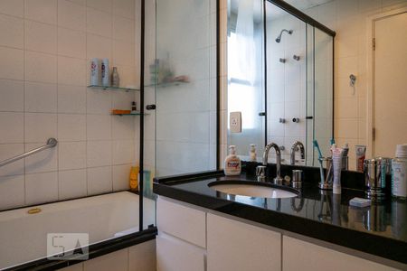 Apartamento à venda com 170m², 3 quartos e 4 vagassuíte 1