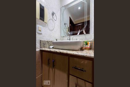 Apartamento à venda com 57m², 2 quartos e sem vagaBanheiro 