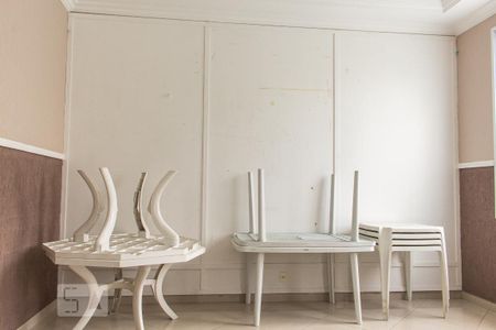 Apartamento para alugar com 50m², 2 quartos e 1 vaga Apartamento para alugar com 50m², 2 quartos e 1 vagaÁrea comum - Salão de festas